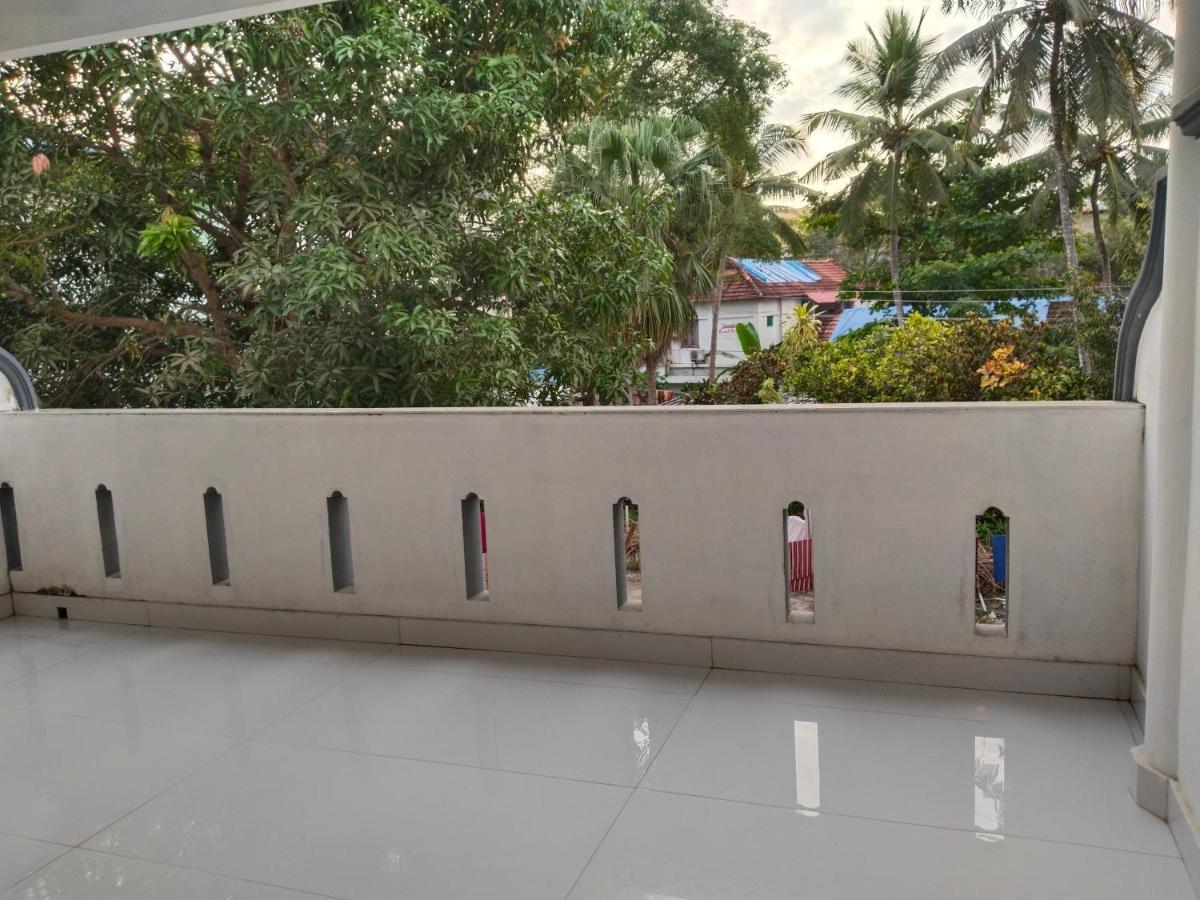 Hotel Neptune Kovalam トリバンドラム エクステリア 写真